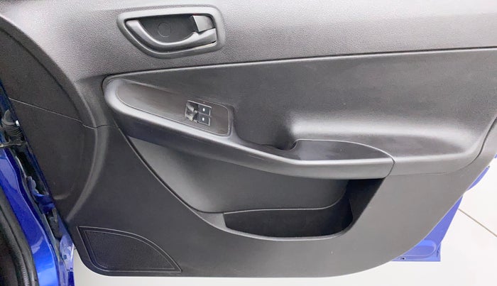 2015 Tata Zest XE PETROL, Petrol, Manual, 42,922 km, Driver Side Door Panels Control