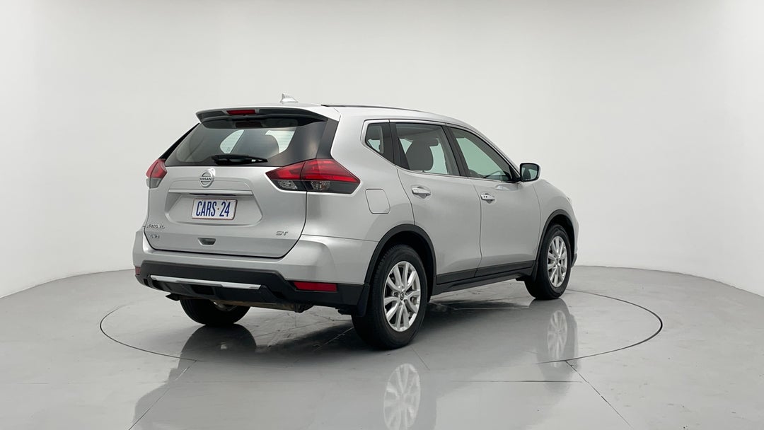 Right Back Diagonal (45- Degree) View