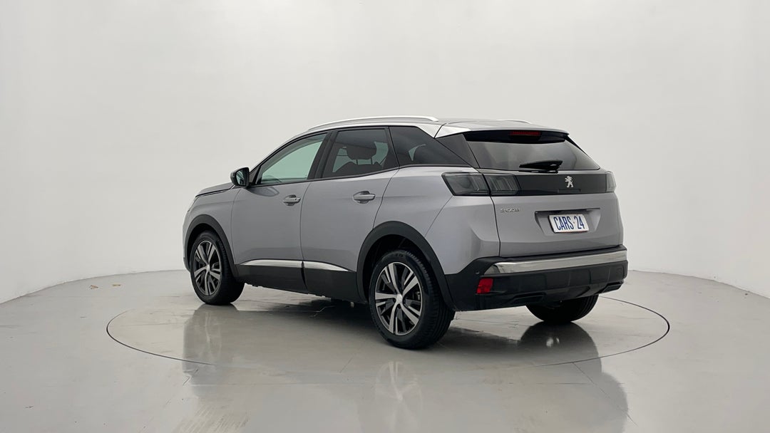 Left Back Diagonal (45- Degree) View