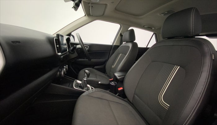 2019 Hyundai VENUE SX 1.0 (O) TURBO, Petrol, Manual, 26,422 km, Right Side Front Door Cabin