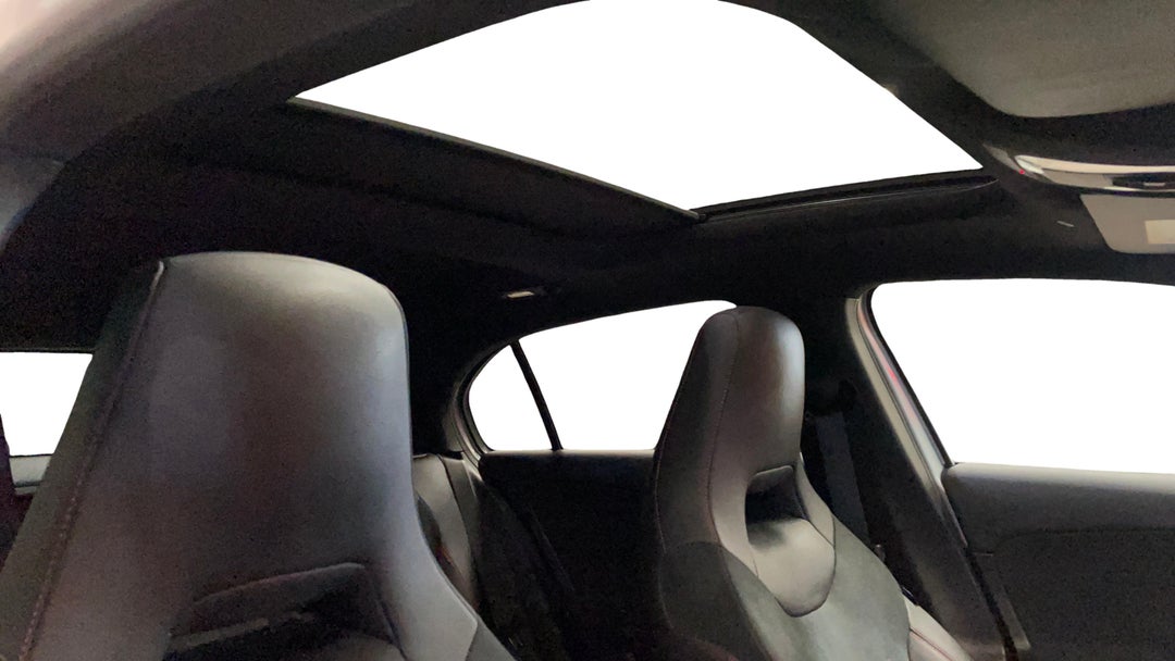 Interior Sunroof/Moonroof
