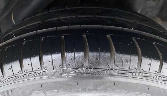 2014 Honda Amaze 1.2 SMT I VTEC, Petrol, Manual, 41,682 km, Left Rear Tyre Tread