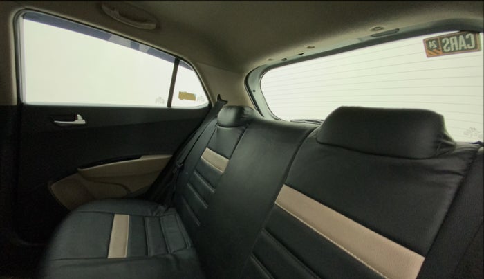 2016 Hyundai Grand i10 ASTA 1.2 KAPPA VTVT, Petrol, Manual, 58,392 km, Right Side Rear Door Cabin