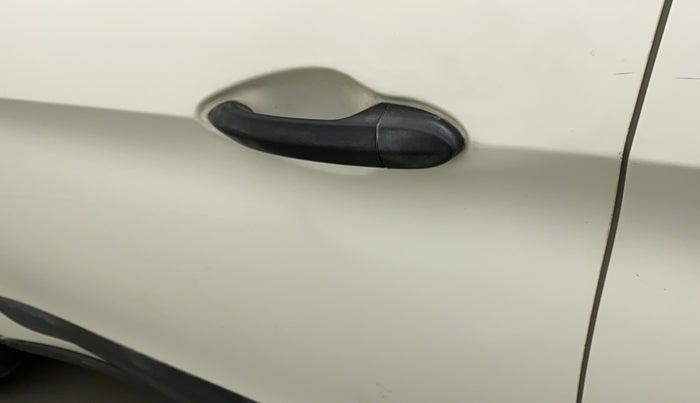 2020 Tata NEXON XM SUNROOF DIESEL, Diesel, Manual, 71,108 km, Front passenger door - Minor scratches