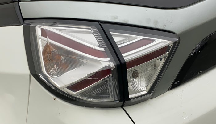 2020 Tata NEXON XM SUNROOF DIESEL, Diesel, Manual, 71,108 km, Left tail light - Minor scratches