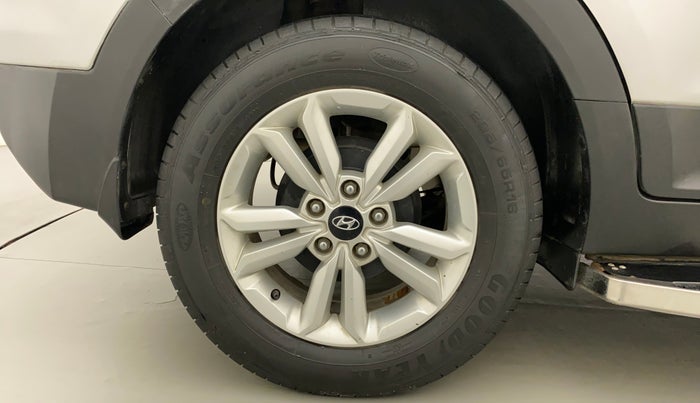 2017 Hyundai Creta SX PLUS 1.6 PETROL, Petrol, Manual, 35,540 km, Right Rear Wheel