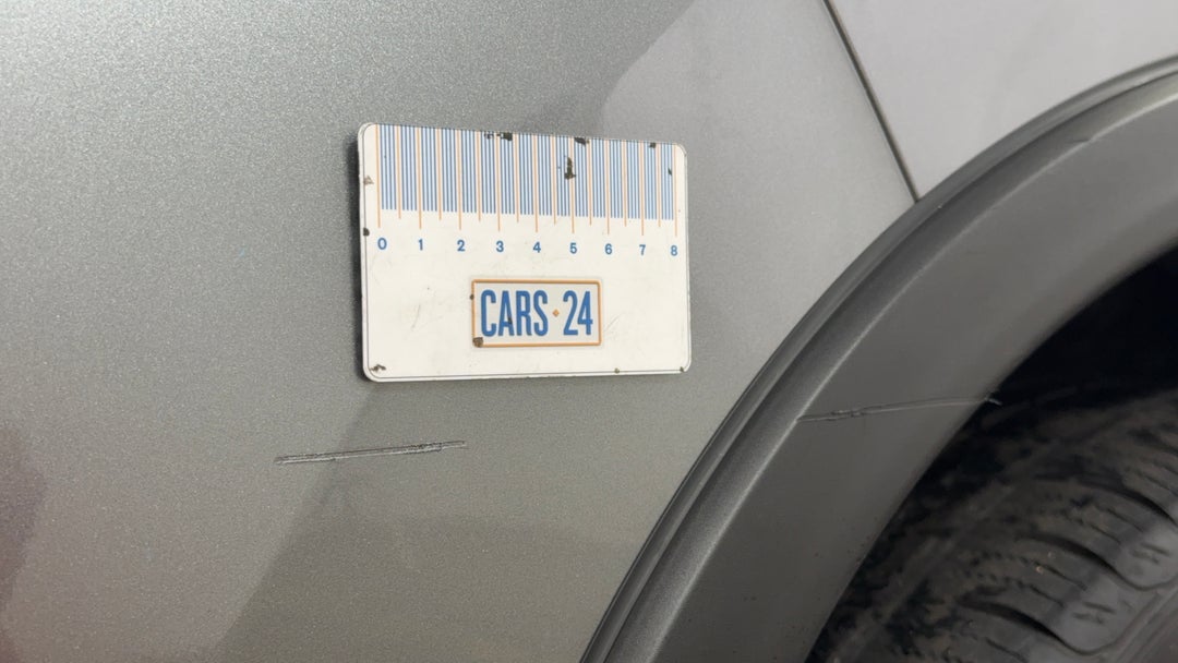 Bumper Front Scratch