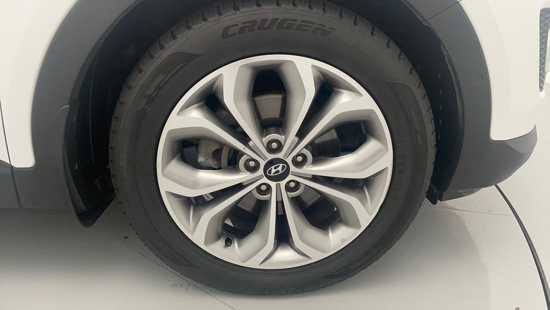 2015 Hyundai Santa Fe Highlander Crdi (4x4), Automatic, 127312 km, Right Front Wheel