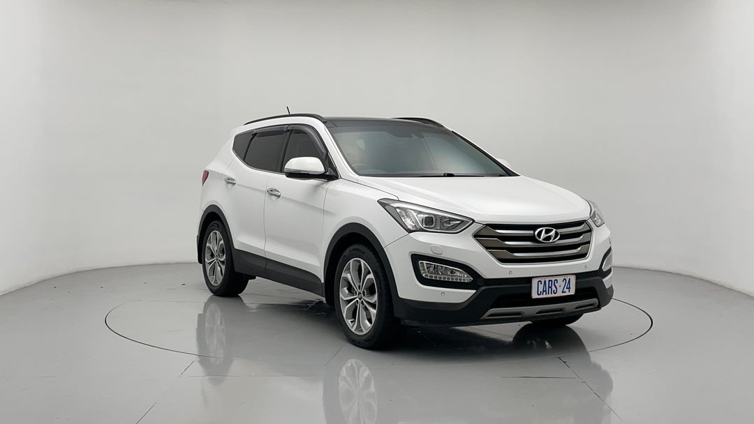 2015 Hyundai Santa Fe Highlander Crdi (4x4), Automatic, 127312 km, Right Front Diagonal (45- Degree) View