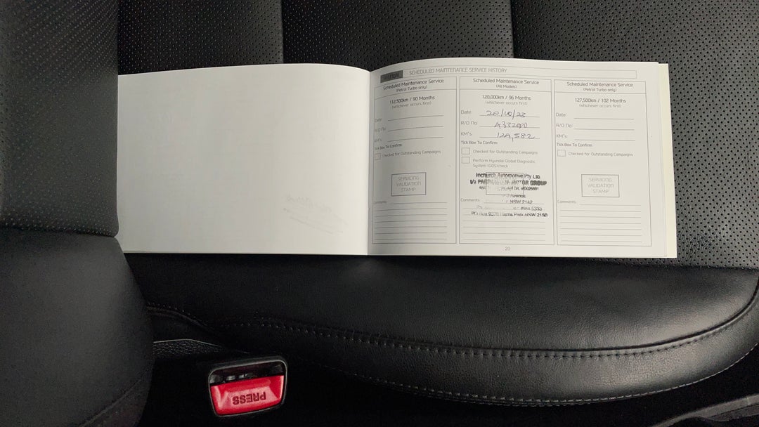 2015 Hyundai Santa Fe Highlander Crdi (4x4), Automatic, 127312 km, Service History