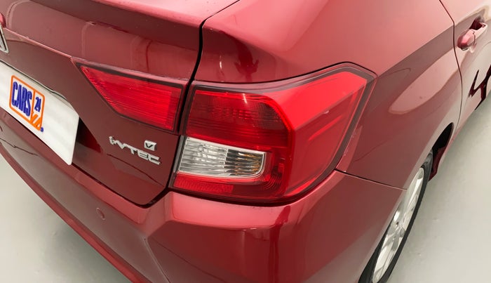 2018 Honda Amaze 1.2L I-VTEC V, Petrol, Manual, 19,812 km, Right tail light - Minor scratches