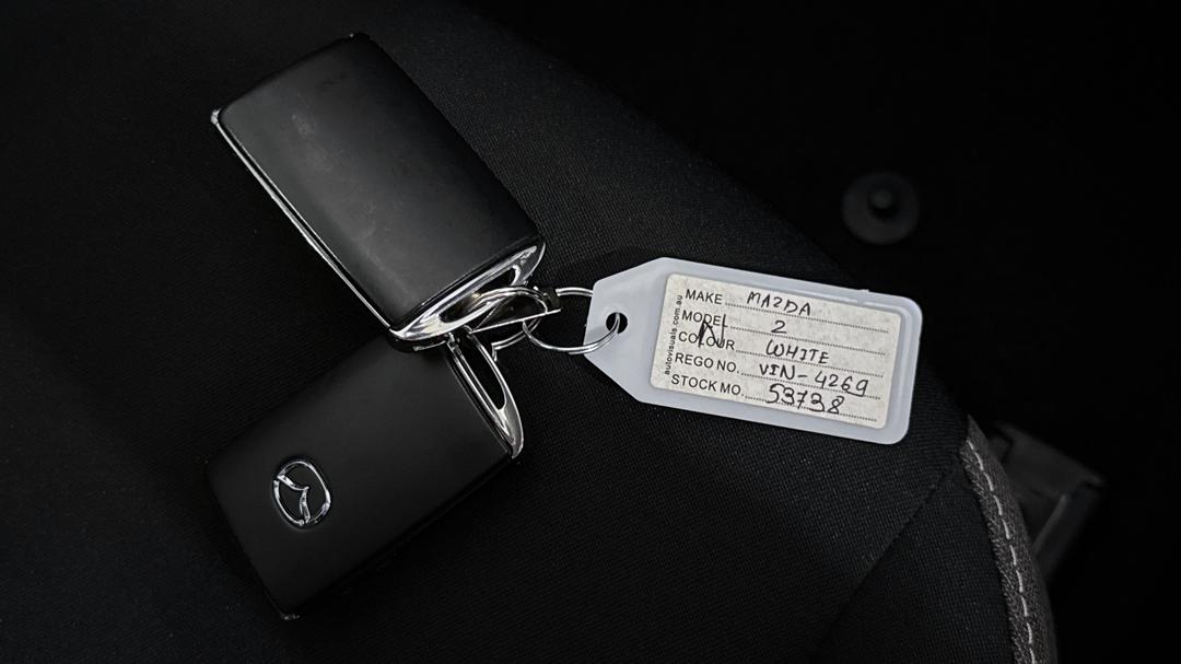 2024 Mazda Mazda2 G15 Pure, Automatic, 11805 km, Key Close-up