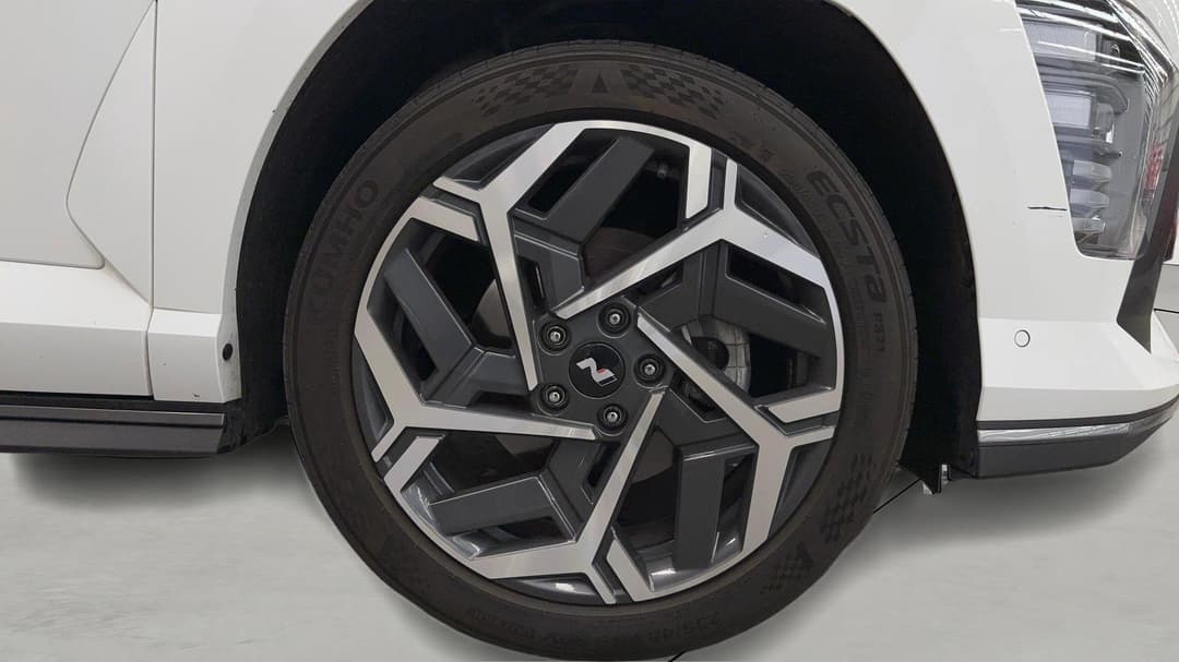 2023 Hyundai Kona N Line Premium Srf (AWD), Automatic, 31922 km, Right Front Wheel