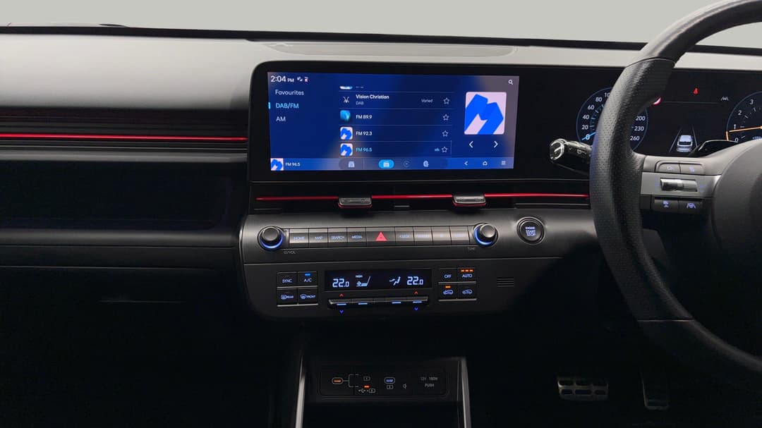 2023 Hyundai Kona N Line Premium Srf (AWD), Automatic, 31922 km, Center Console