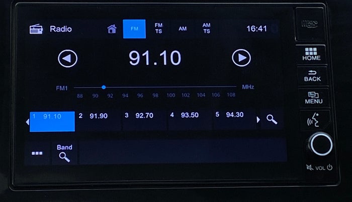 2018 Honda WR-V 1.5 i-DTEC VX MT, Diesel, Manual, 84,515 km, Infotainment System