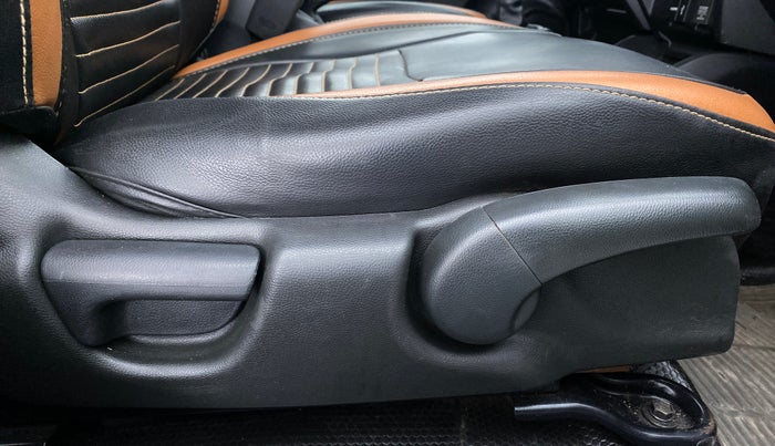 2018 Honda WR-V 1.5 i-DTEC VX MT, Diesel, Manual, 84,515 km, Driver Side Adjustment Panel