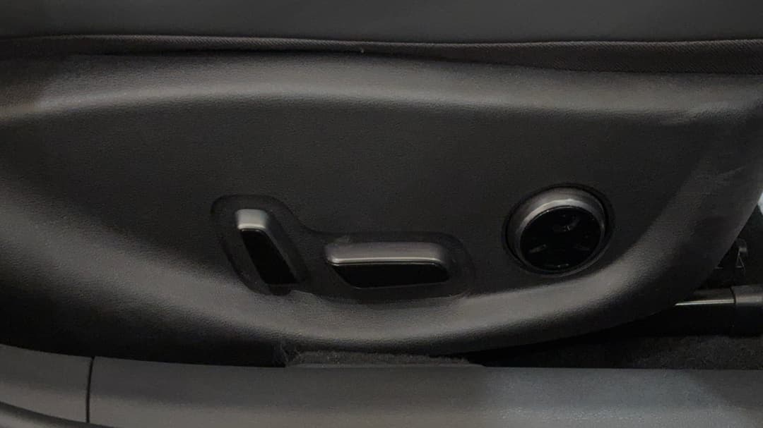 2023 Byd Seal Performance, Automatic, 18708 km, Drivers Side Adjustment Panel