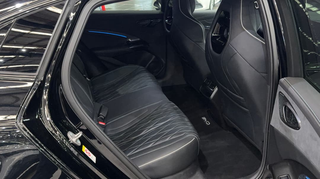 2023 Byd Seal Performance, Automatic, 18708 km, Right Side Rear Door Cabin View