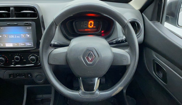 2016 Renault Kwid 1.0 RXT Opt, Petrol, Manual, 30,468 km, Steering Wheel Close Up