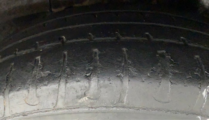 2014 Hyundai Elite i20 SPORTZ 1.2, Petrol, Manual, 48,192 km, Left Rear Tyre Tread
