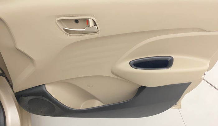2019 Hyundai NEW SANTRO MAGNA AMT, Petrol, Automatic, 24,968 km, Driver Side Door Panels Control