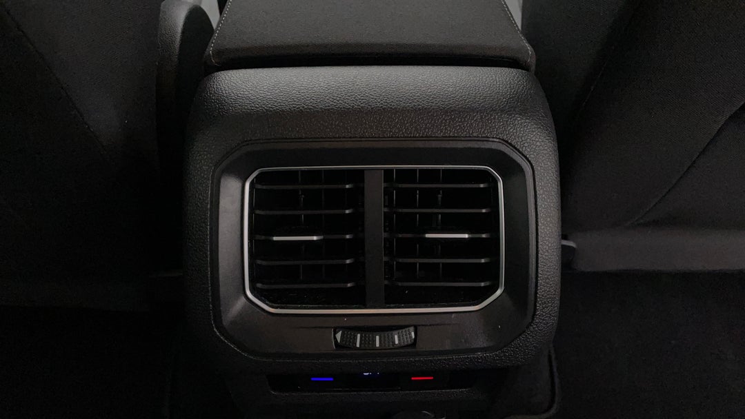 Rear A/C Vent