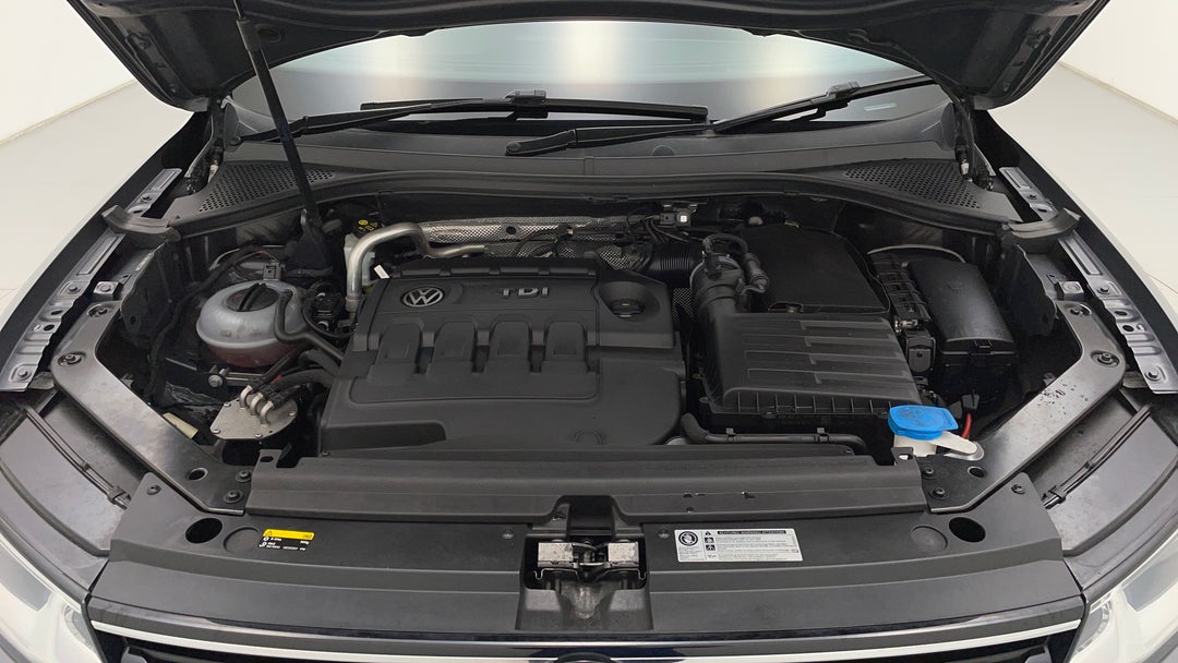 Open Bonnet (Engine)