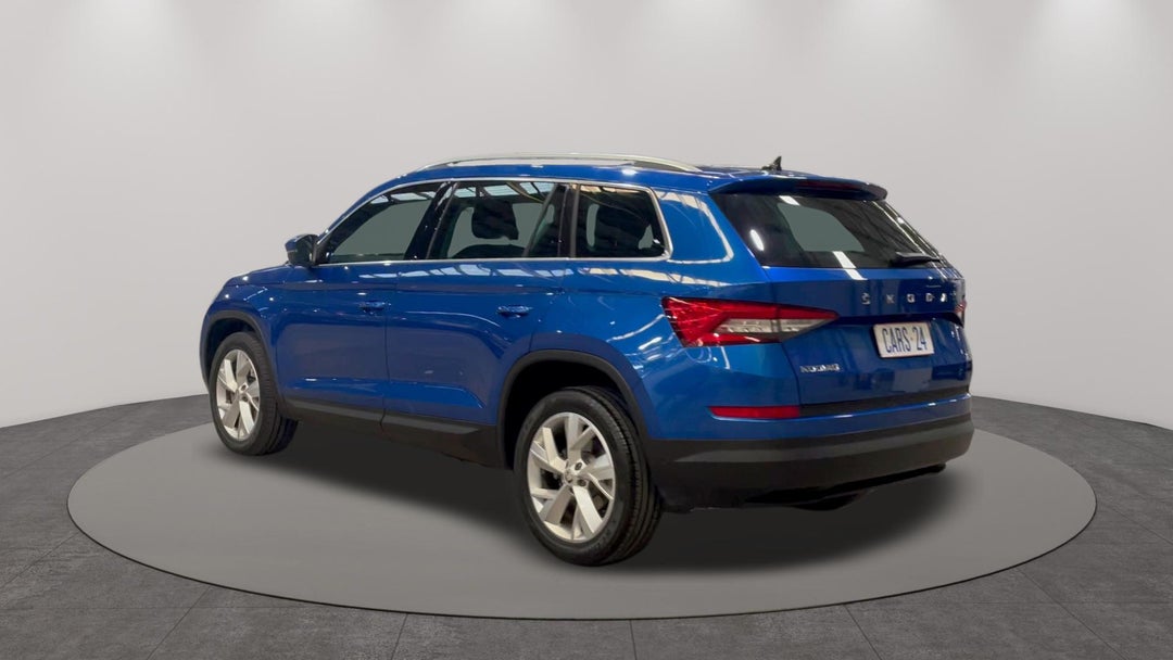 Left Back Diagonal (45- Degree) View