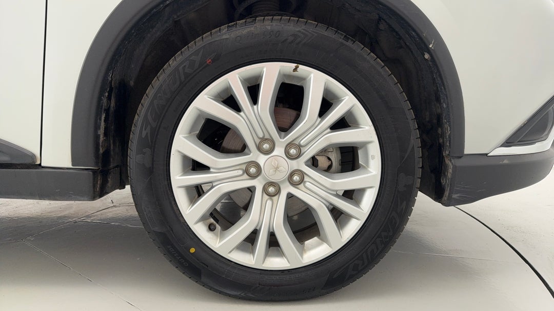 2021 Mitsubishi Outlander Es 5 Seat (2WD), Automatic, 101194 km, Right Front Wheel