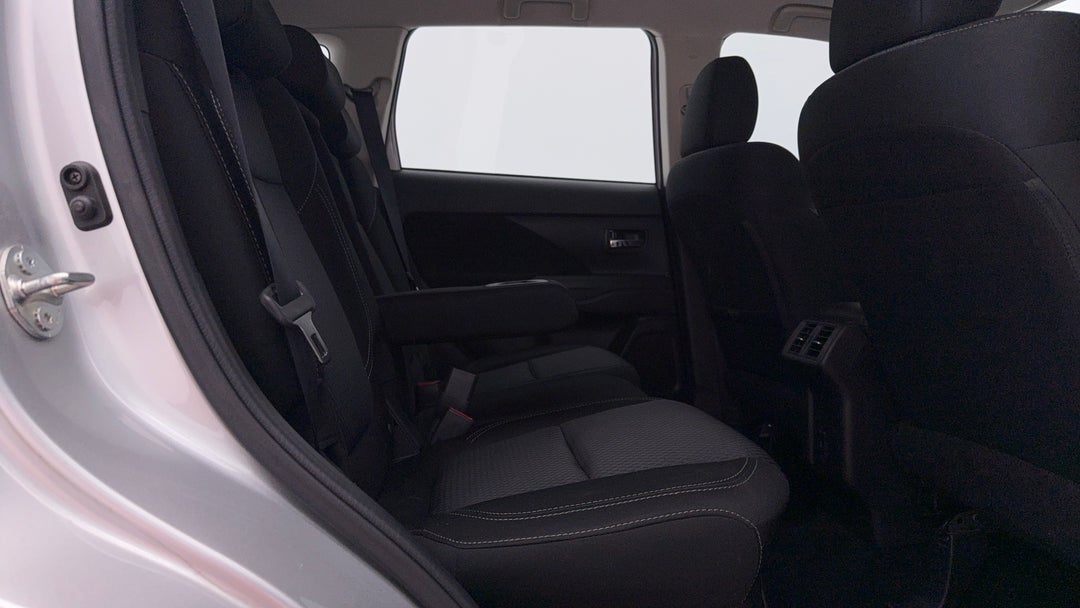 2021 Mitsubishi Outlander Es 5 Seat (2WD), Automatic, 101194 km, Right Side Rear Door Cabin View