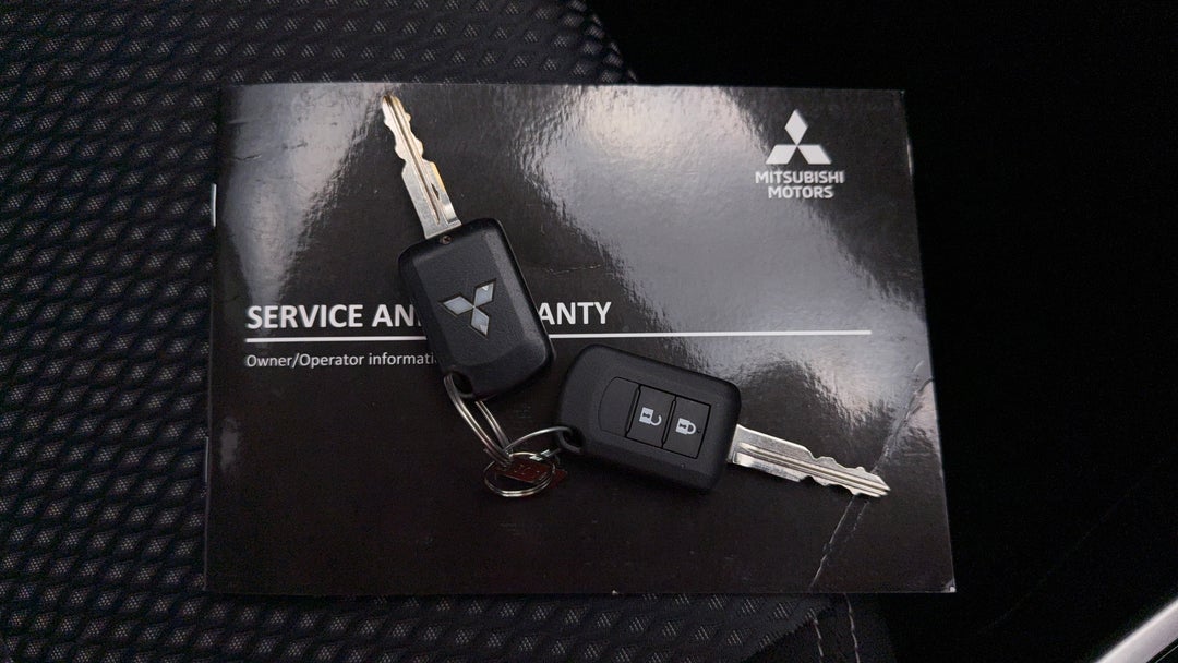 2021 Mitsubishi Outlander Es 5 Seat (2WD), Automatic, 101194 km, Key Close-up