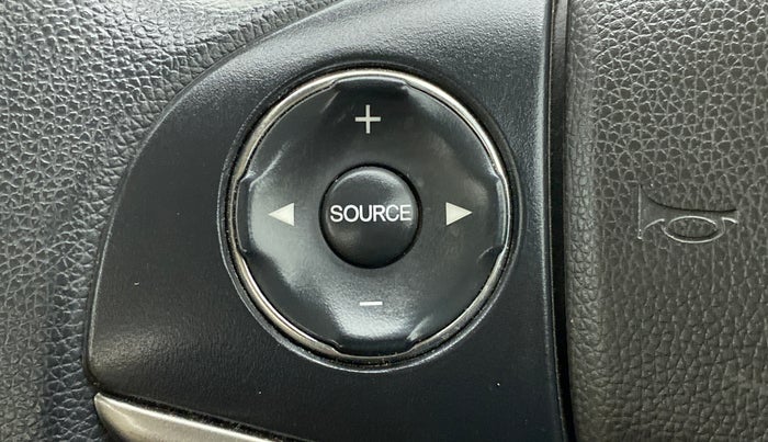 2017 Honda City V CVT, Petrol, Automatic, 43,106 km, Steering wheel - Sound system control not functional