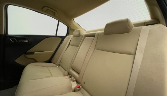 2017 Honda City V CVT, Petrol, Automatic, 43,106 km, Right Side Rear Door Cabin
