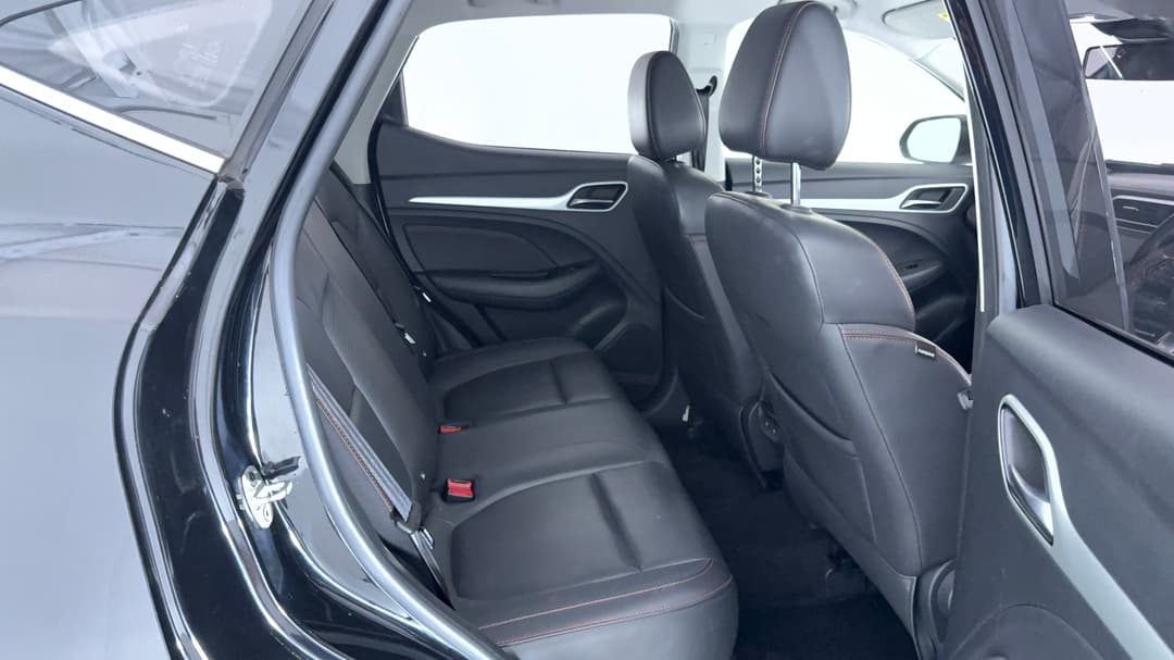 2022 MG Zst Excite, Automatic, 39728 km, Right Side Rear Door Cabin View