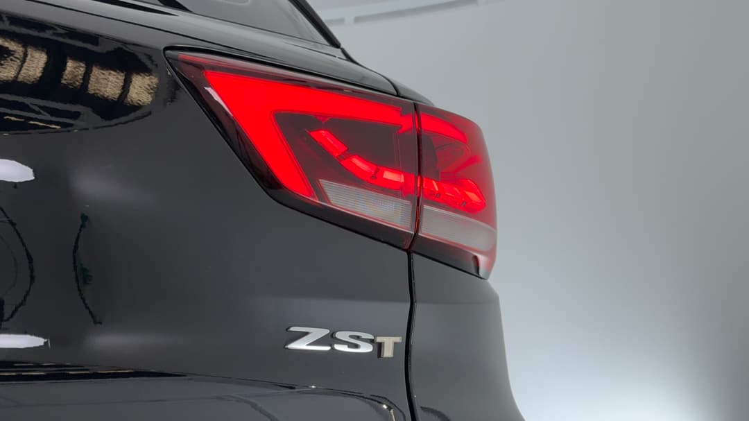 2022 MG Zst Excite, Automatic, 39728 km, Badge (Boot Right Side)