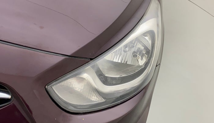 2011 Hyundai Verna FLUIDIC 1.6 VTVT SX, Petrol, Manual, 84,883 km, Left headlight - Minor scratches