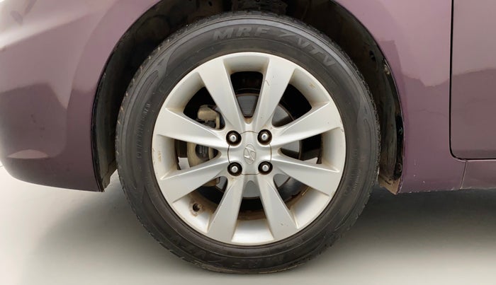 2011 Hyundai Verna FLUIDIC 1.6 VTVT SX, Petrol, Manual, 84,883 km, Left Front Wheel