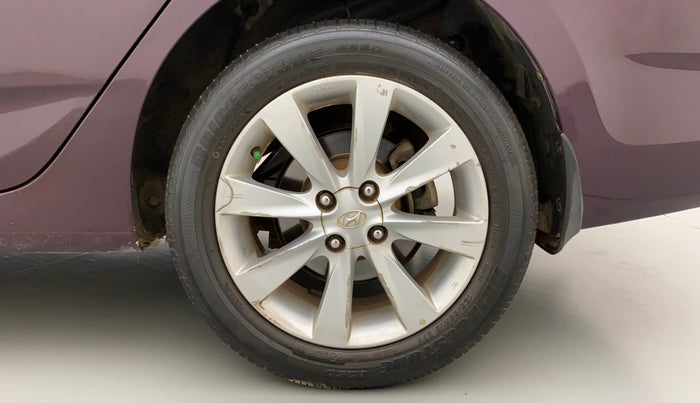 2011 Hyundai Verna FLUIDIC 1.6 VTVT SX, Petrol, Manual, 84,883 km, Left Rear Wheel