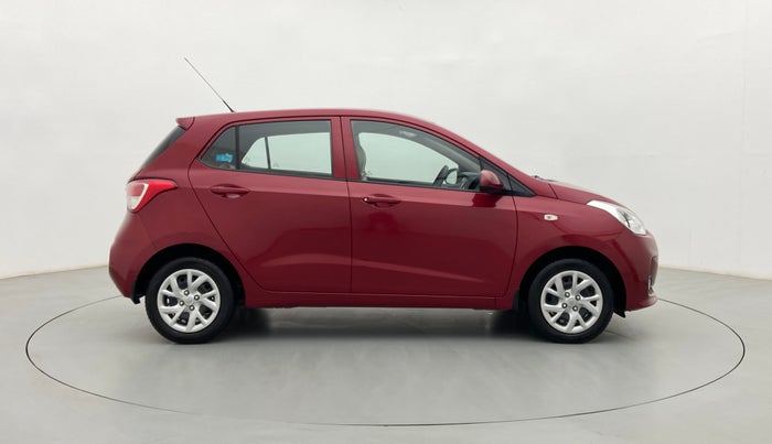 2017 Hyundai Grand i10 SPORTZ 1.2 KAPPA VTVT, Petrol, Manual, 22,025 km, Right Side View
