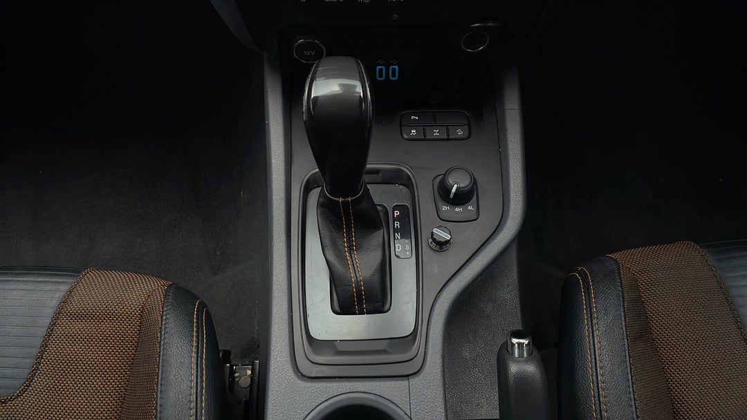 2016 Ford Ranger Wildtrak 3.2 (4x4), Automatic, 94580 km, Gear Lever 