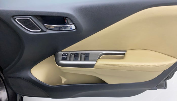 2018 Honda City 1.5L I-DTEC VX, Diesel, Manual, 1,24,892 km, Driver Side Door Panels Control