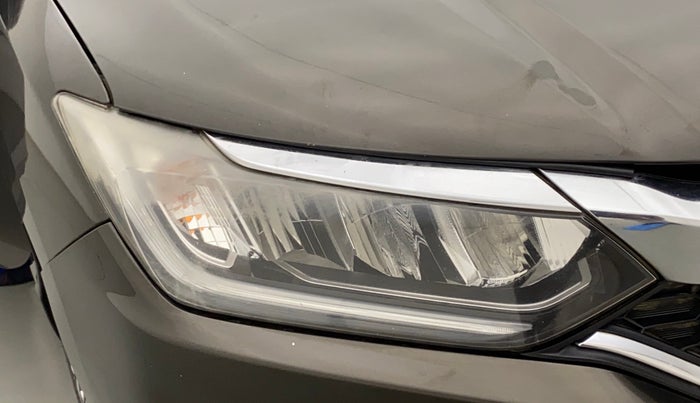 2018 Honda City 1.5L I-DTEC VX, Diesel, Manual, 1,24,892 km, Right headlight - Faded