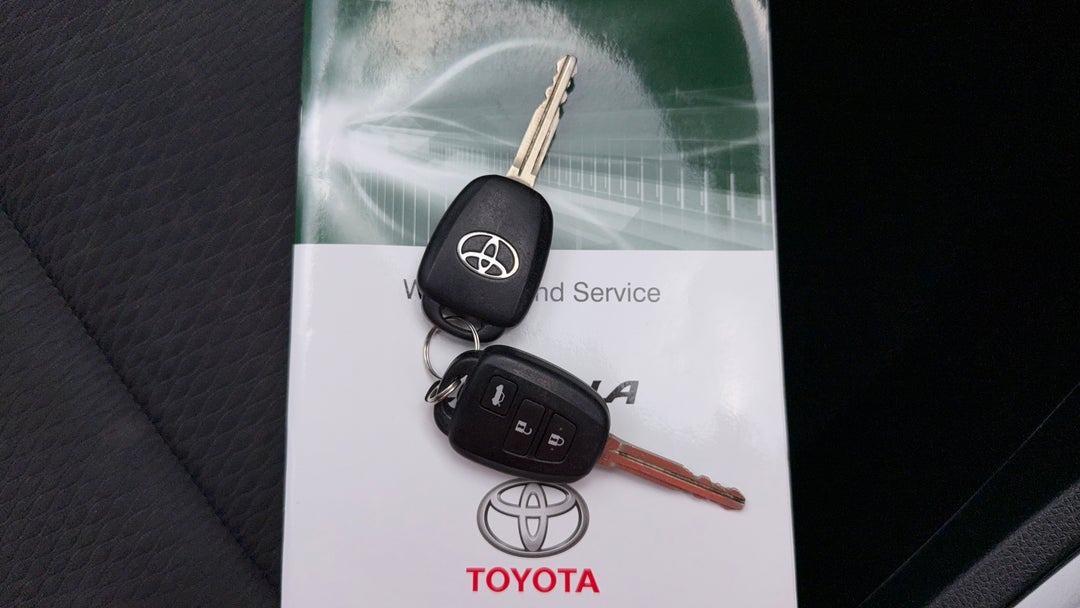 2016 Toyota Corolla Ascent, Automatic, 74380 km, Key Close-up