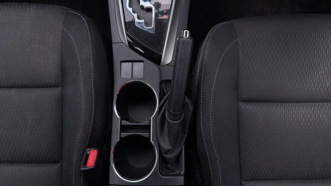 2016 Toyota Corolla Ascent, Automatic, 74380 km, Handbrake