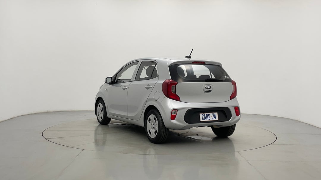 Left Back Diagonal (45- Degree) View