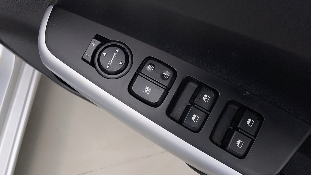 Drivers Side Door Panel Controls