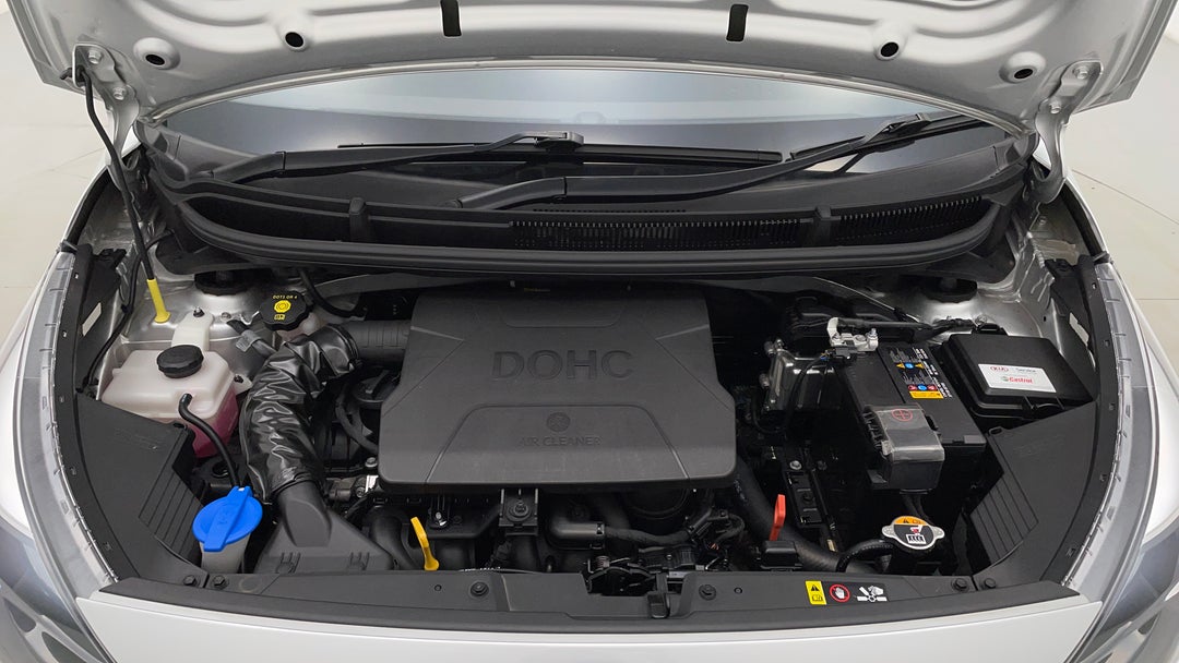 Open Bonnet (Engine)