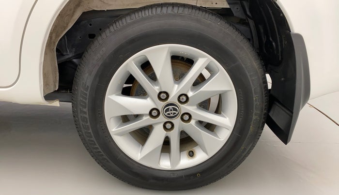 2018 Toyota Innova Crysta 2.4 GX 7 STR, Diesel, Manual, 26,221 km, Left Rear Wheel
