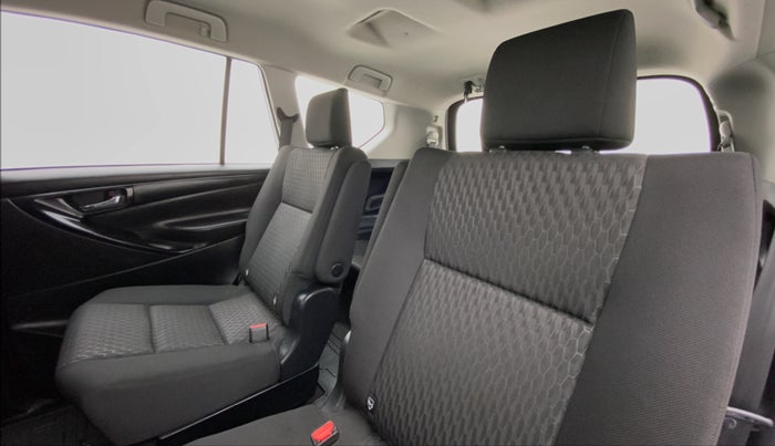 2018 Toyota Innova Crysta 2.4 GX 7 STR, Diesel, Manual, 26,221 km, Right Side Door Cabin View