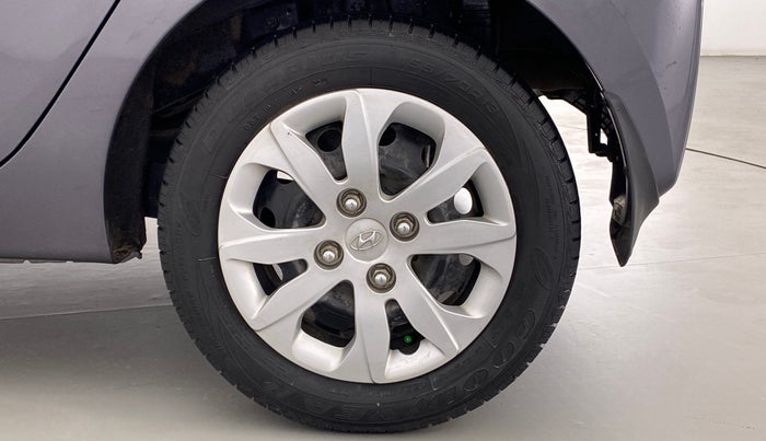 2017 Hyundai Eon MAGNA PLUS, Petrol, Manual, 34,107 km, Left Rear Wheel